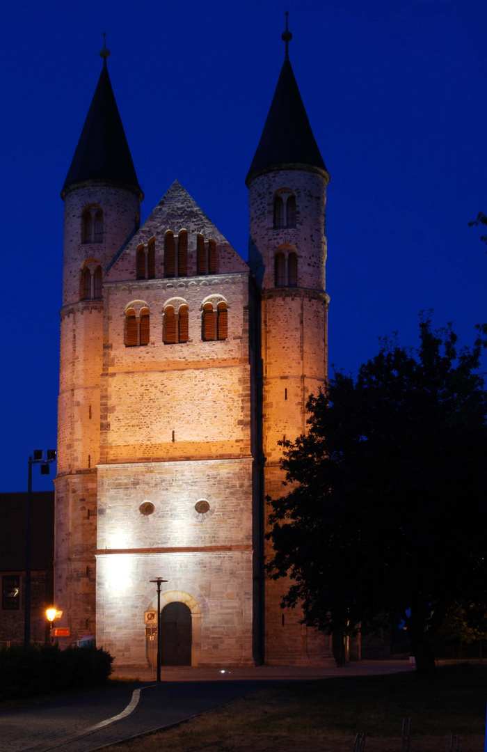 Kloster Unser Lieben Frauen...