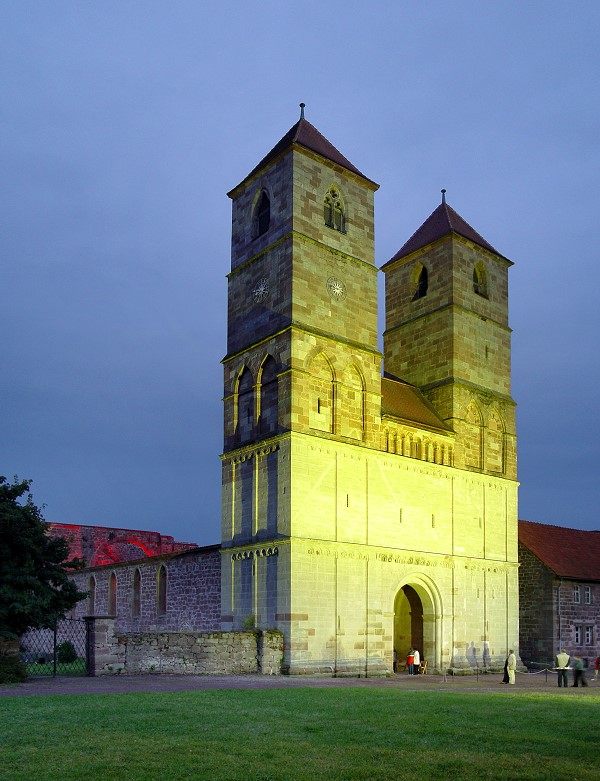 Kloster Veßra bei Nacht
