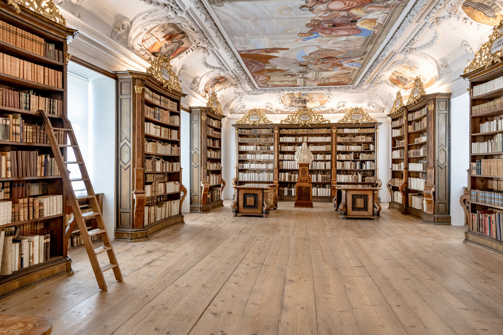 Klosterbibliothek im Stift Kremsmünster