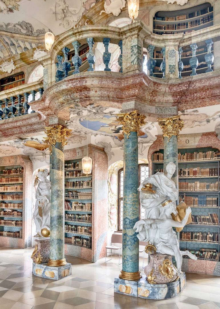 Klosterbibliothek in der Benediktinerabtei Wiblingen