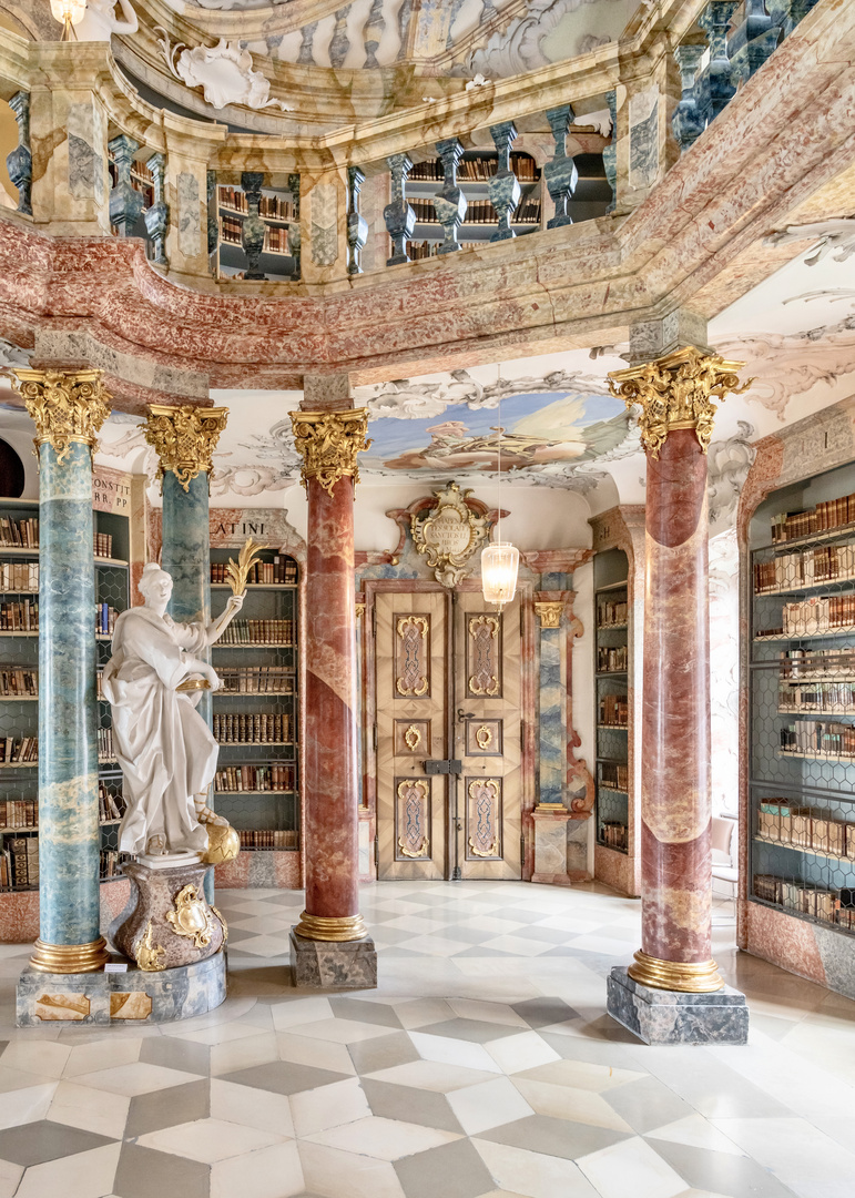 Klosterbibliothek in der Benediktinerabtei Wiblingen