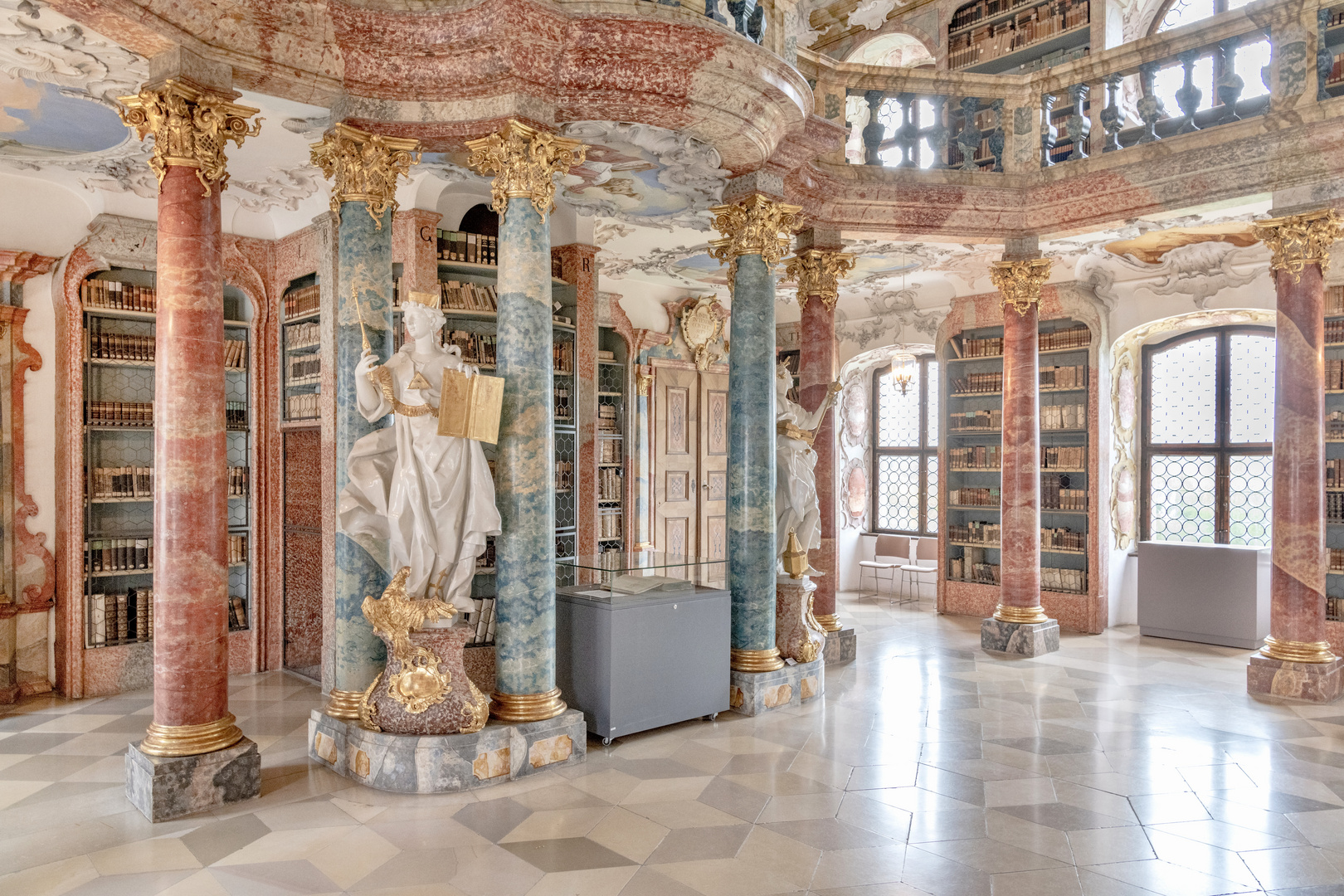 Klosterbibliothek in der Benediktinerabtei Wiblingen