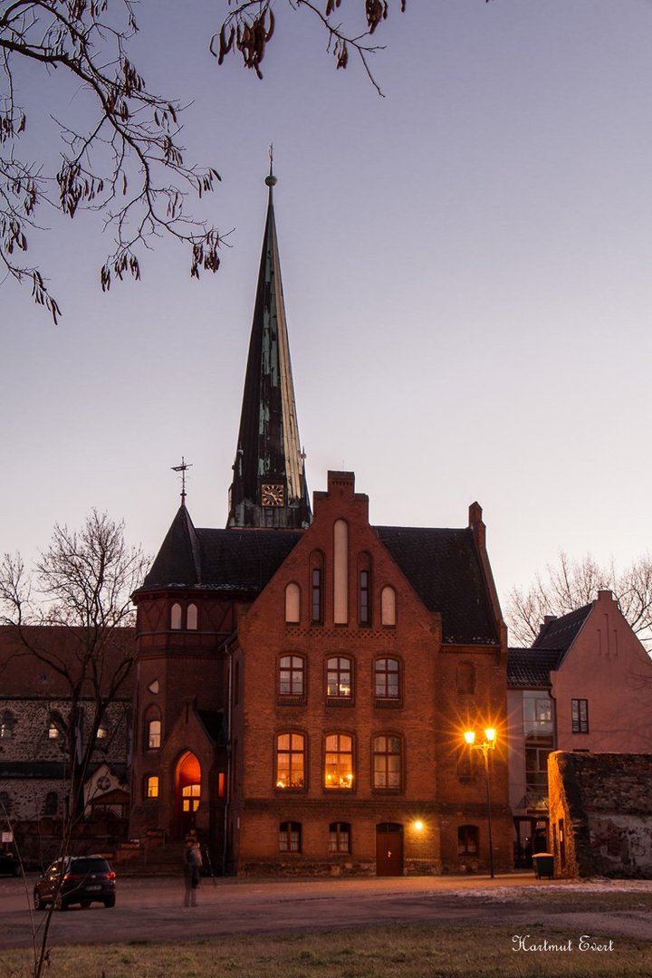 Klosterkirche, Blick vom großen Hof