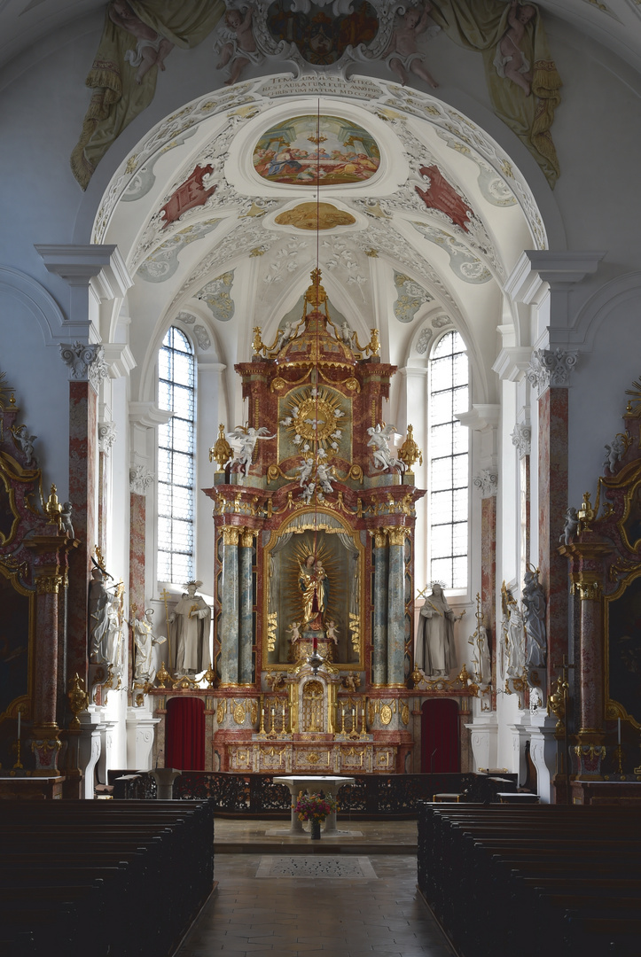 Klosterkirche Maria Medingen  Blick in den Chor