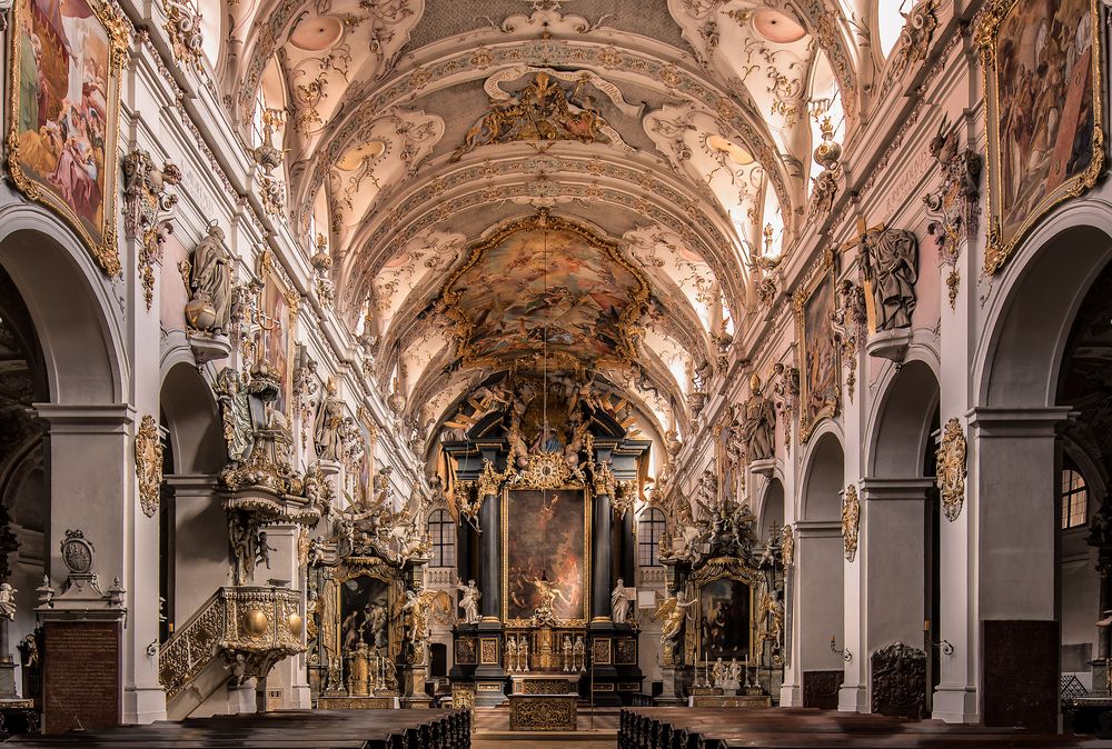 KLOSTERKIRCHE ST. EMMRAM REGENSBURG.