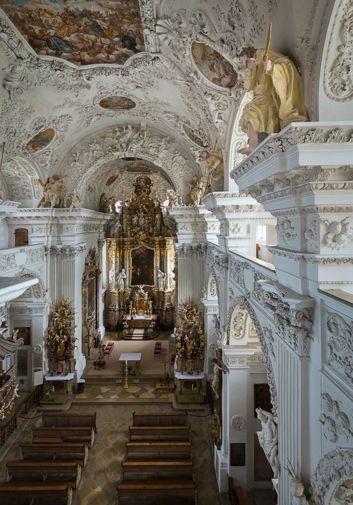  Klosterkirche St. Johannes der Täufer ( Holzen )