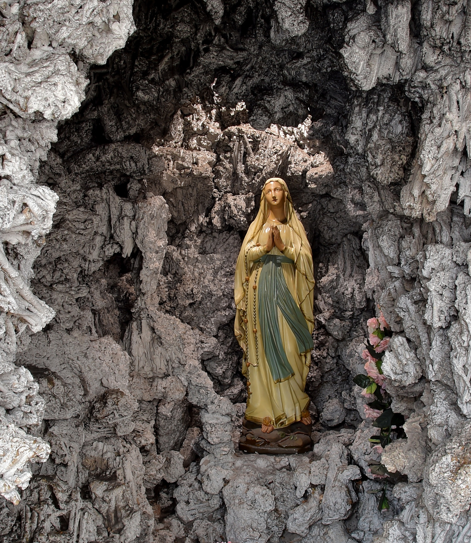 Klosterkirche Zur heiligsten Dreifaltigkeit Landsberg Madonna