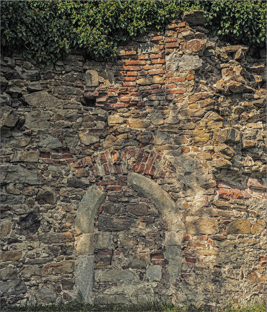 Klostermauern