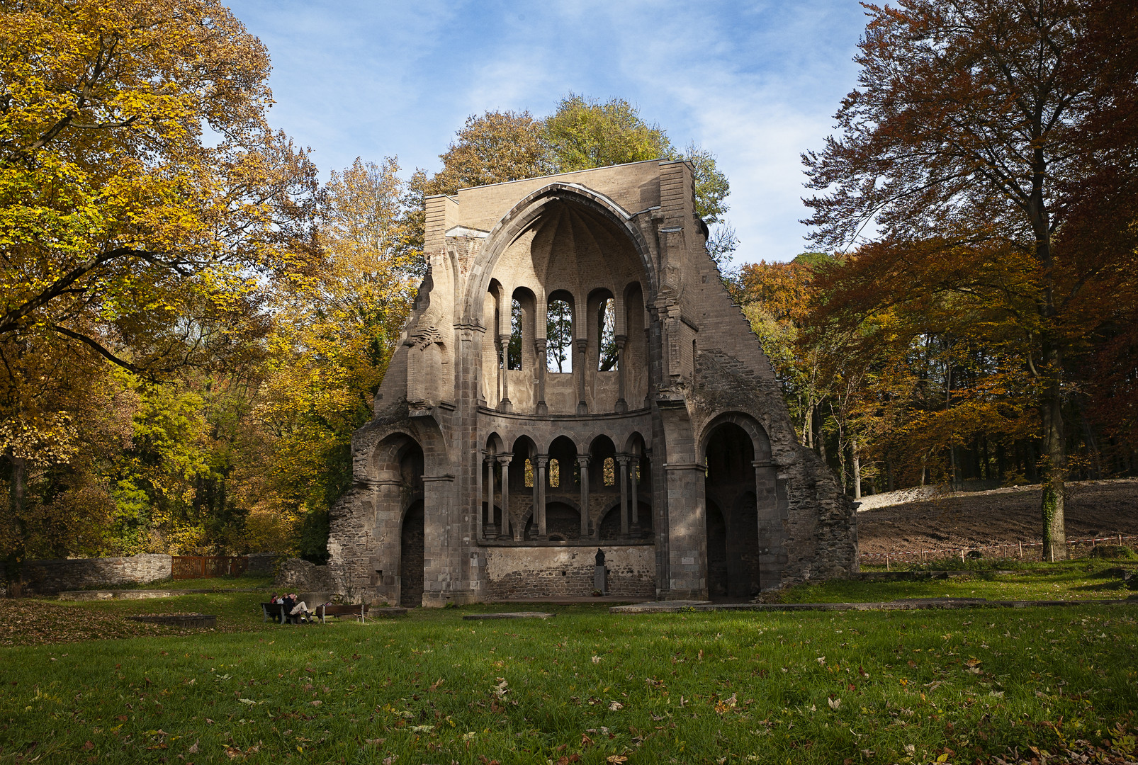 Klosterruine-Heisterbach  .   .   .