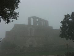 Klosterruine in Südfrankreich