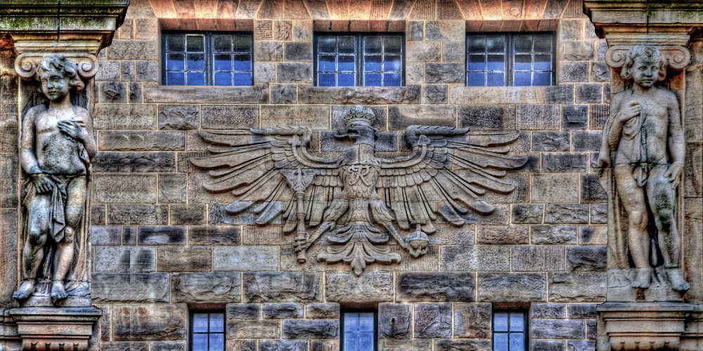 Knaben und Reichs-Adler