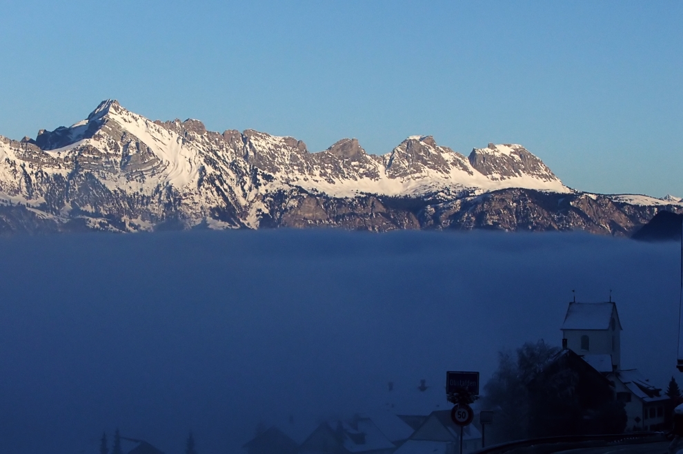 Knapp überm Nebel