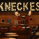 KNECKES