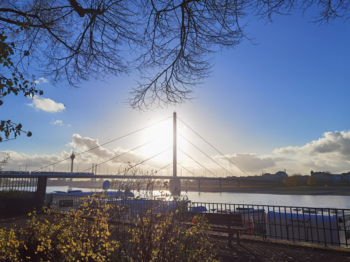 Kniebrücke 