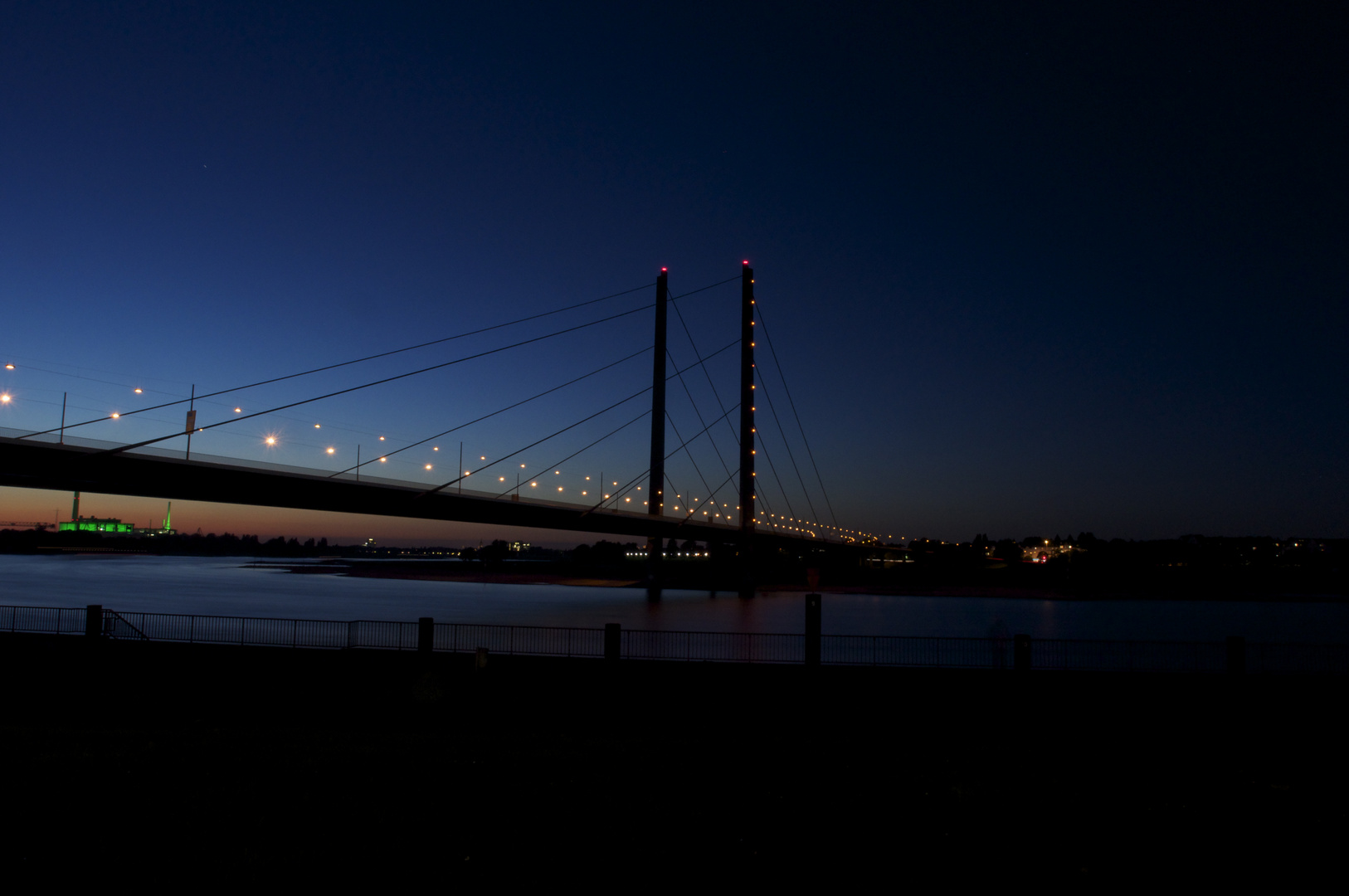 Kniebrücke Düsseldorf