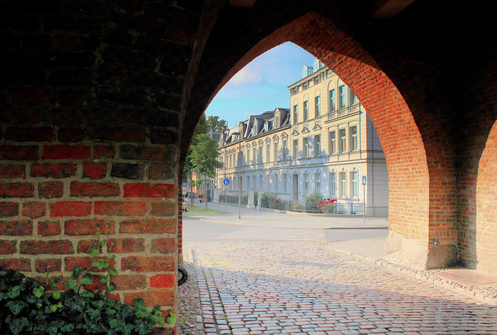 Kniepertor und Olof-Palme-Platz in Stralsund