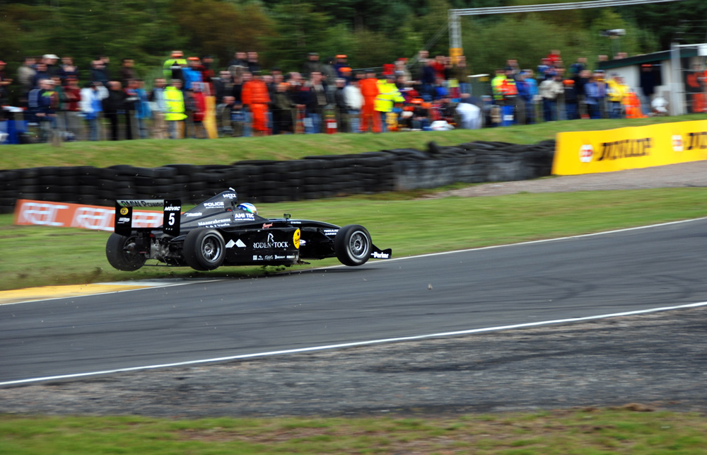 knockhill we are clear for takeoff