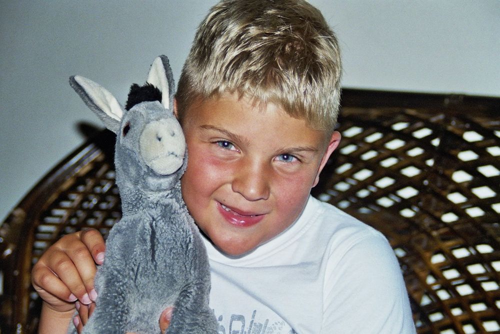 Knopf im Ohr Foto & Bild stillleben, arrangierte szenen, motive Bilder auf
