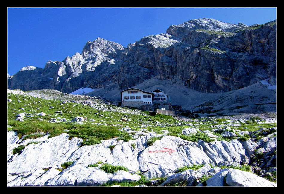 Knorrhütte - 2052 m. ü. NN