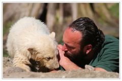 Knut und sein Pfleger 2