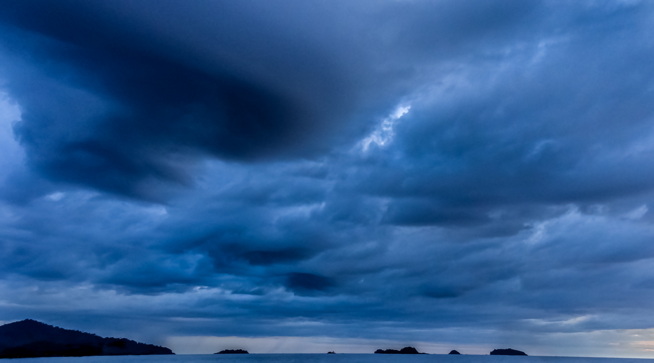 Ko Chang - heavy clouds