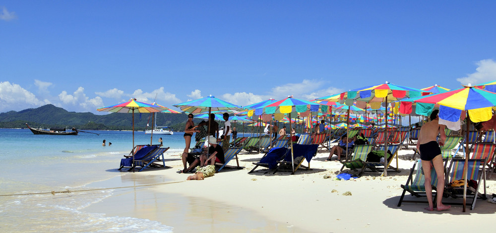 Ko Khai Nok - Beach