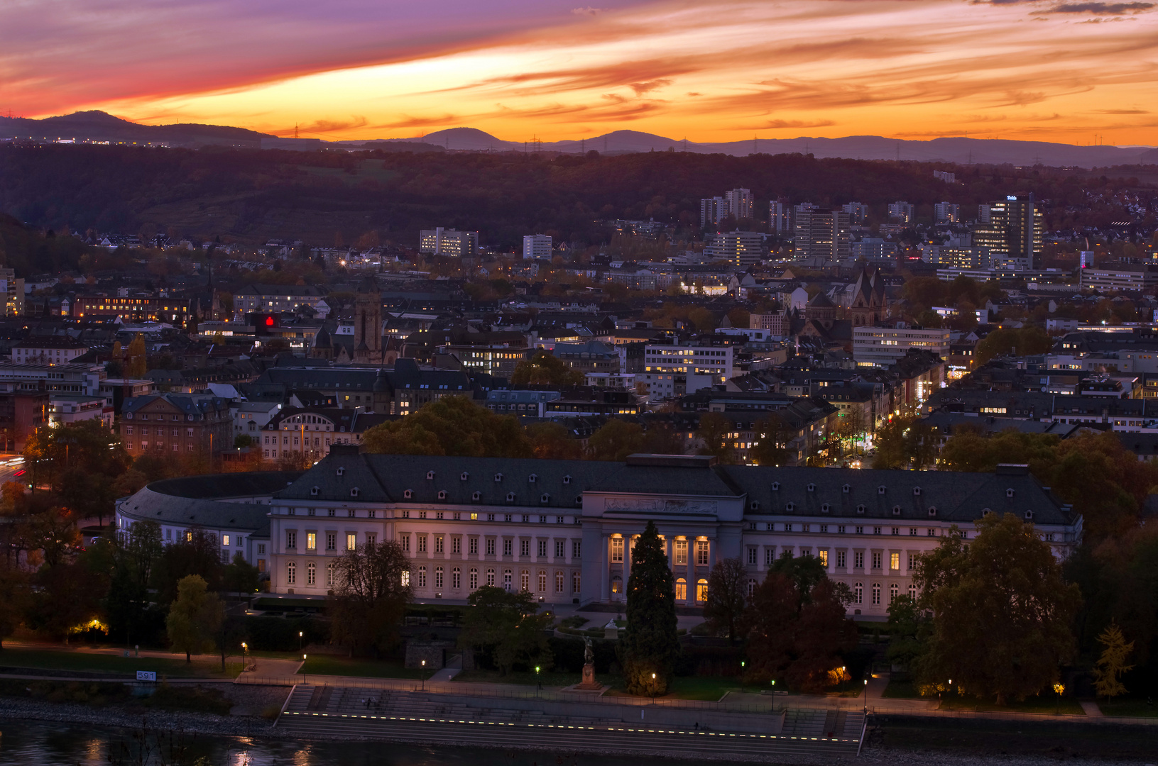 Koblenz, das kurfürstliche Schloss , Innenstadt