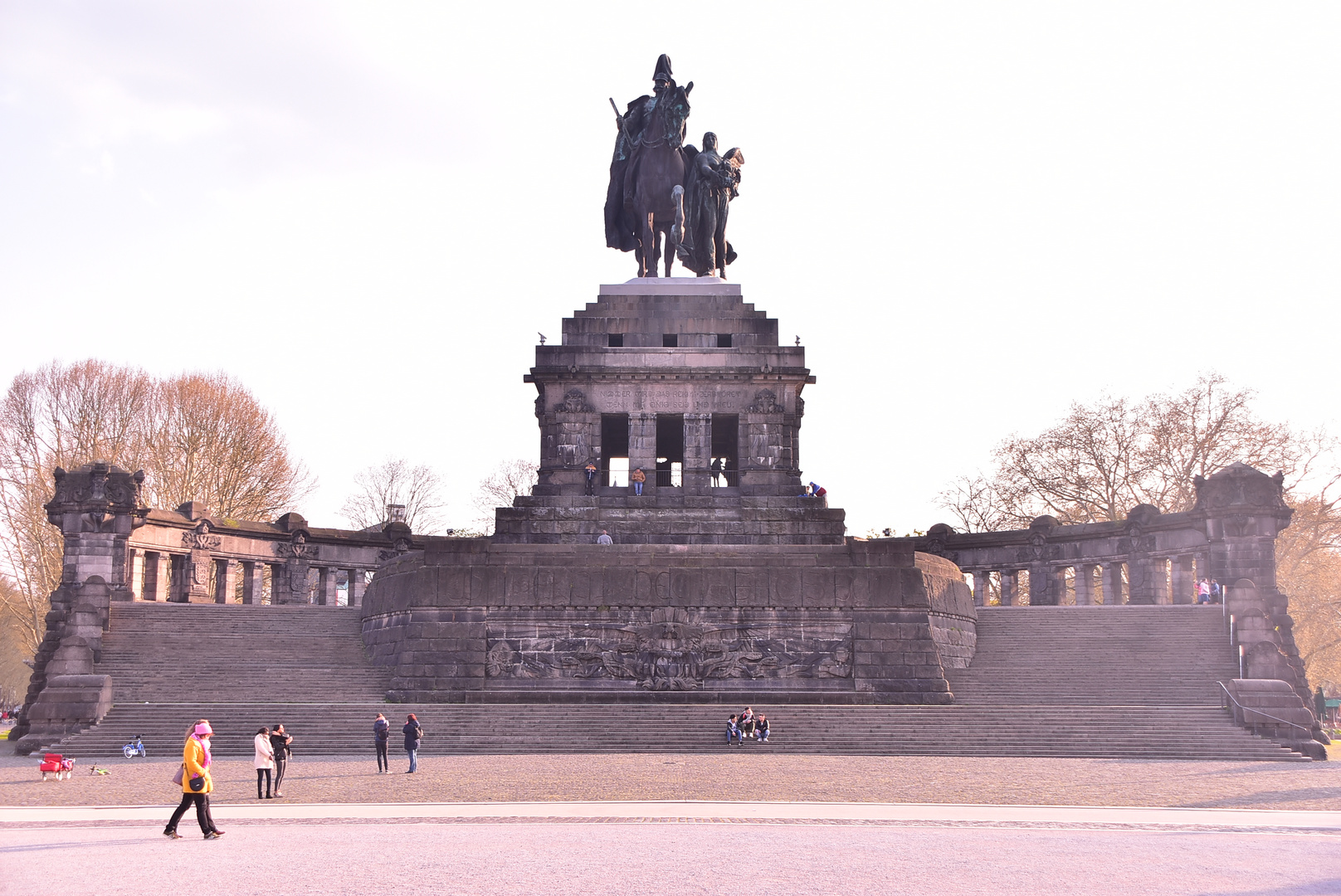 Koblenz Deutsches Eck Mahnmal April 2019 