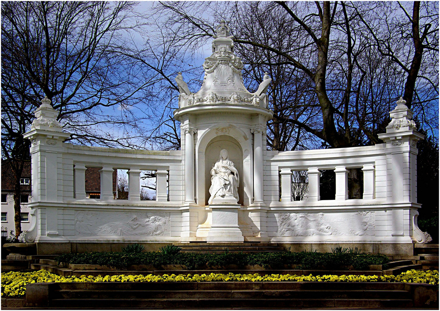 Koblenz (Kaiserin Augusta-Denkmal in den Rheinanlagen)