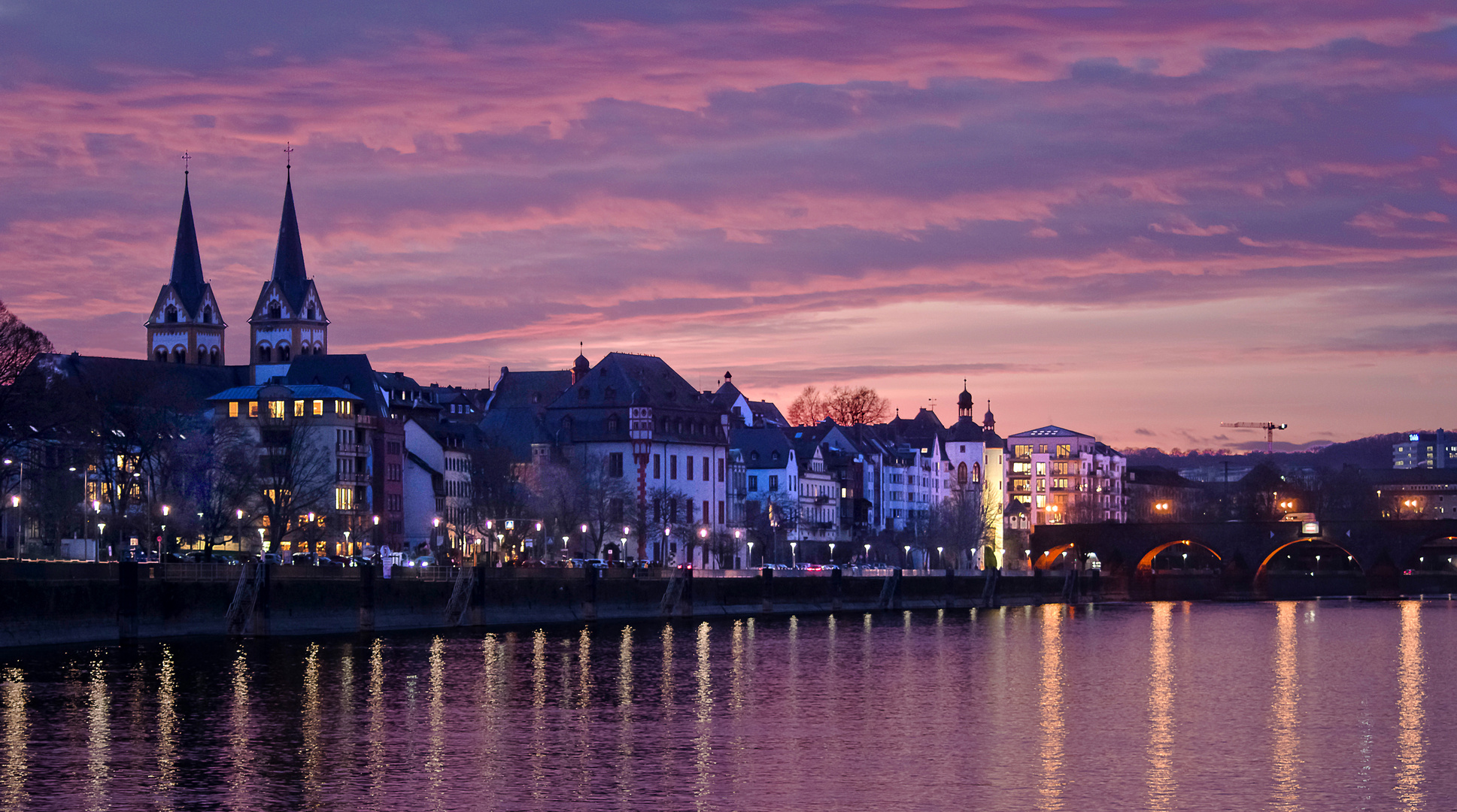 Koblenz, Peter-Altmeier Ufer