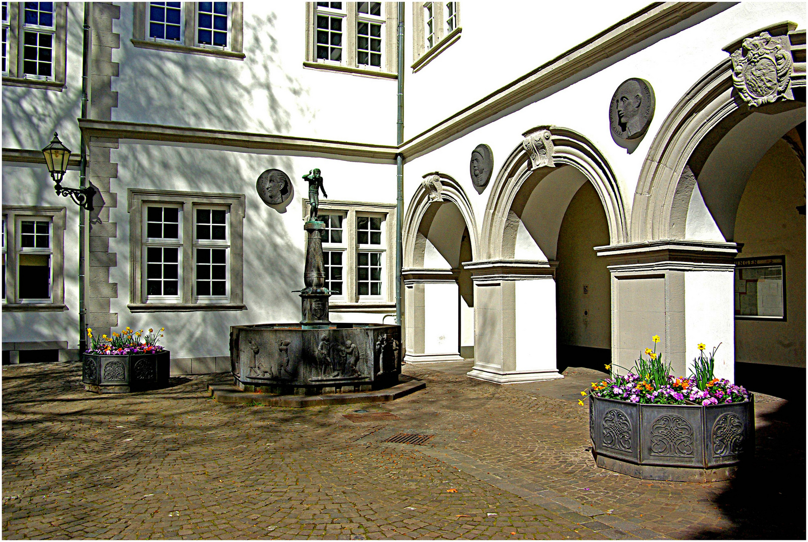 Koblenz (Schängelbrunnen beim Rathaus)