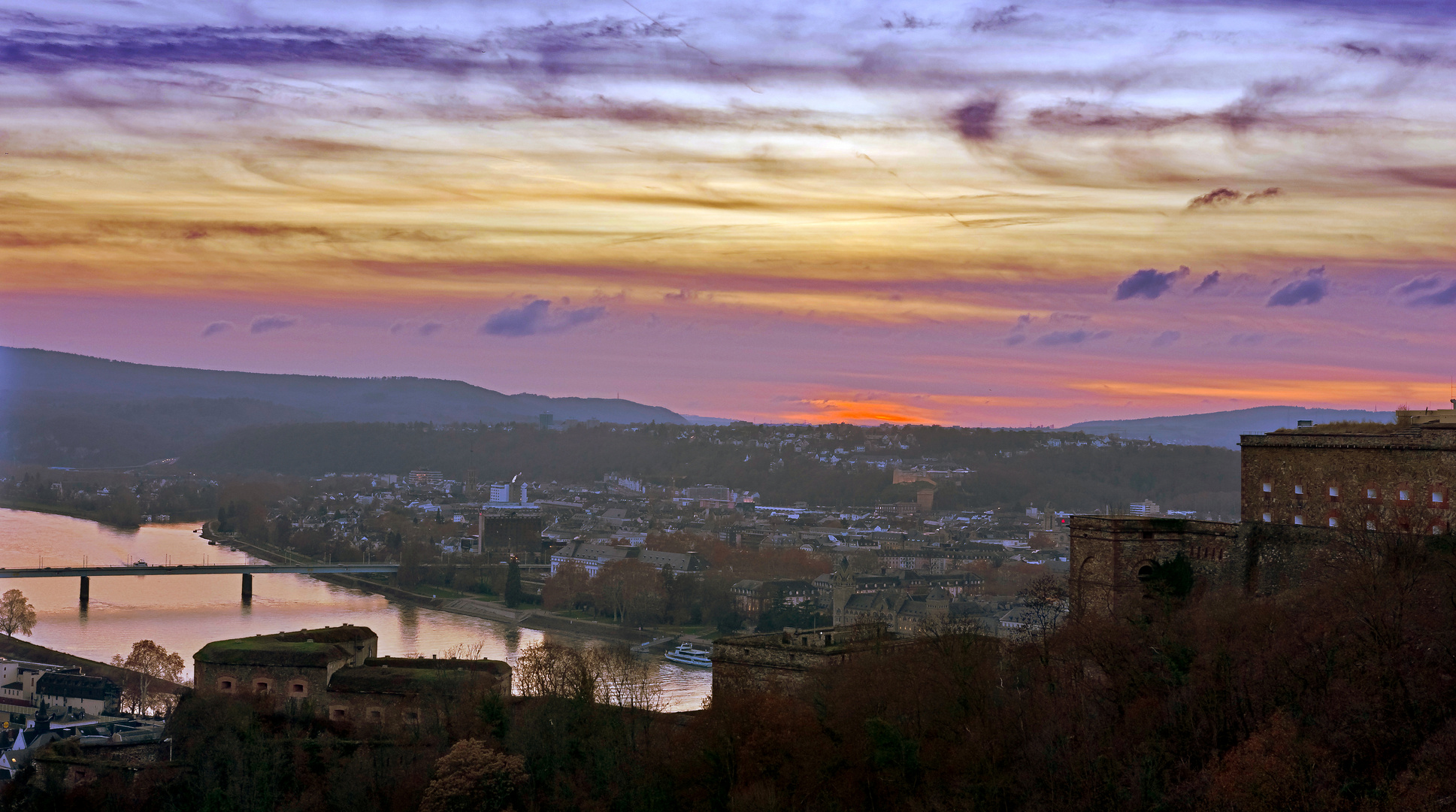 Koblenz, süd. Vorstadt, aufgenommen von der Bastion Fuchs über das Fort Helfenstein 