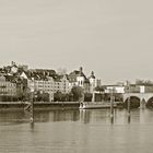 Koblenzer Altstadt mit Balduinbrücke in monochrom