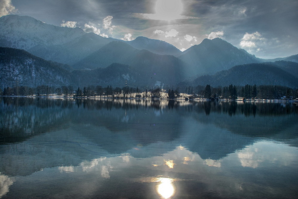 Kochelsee in blue