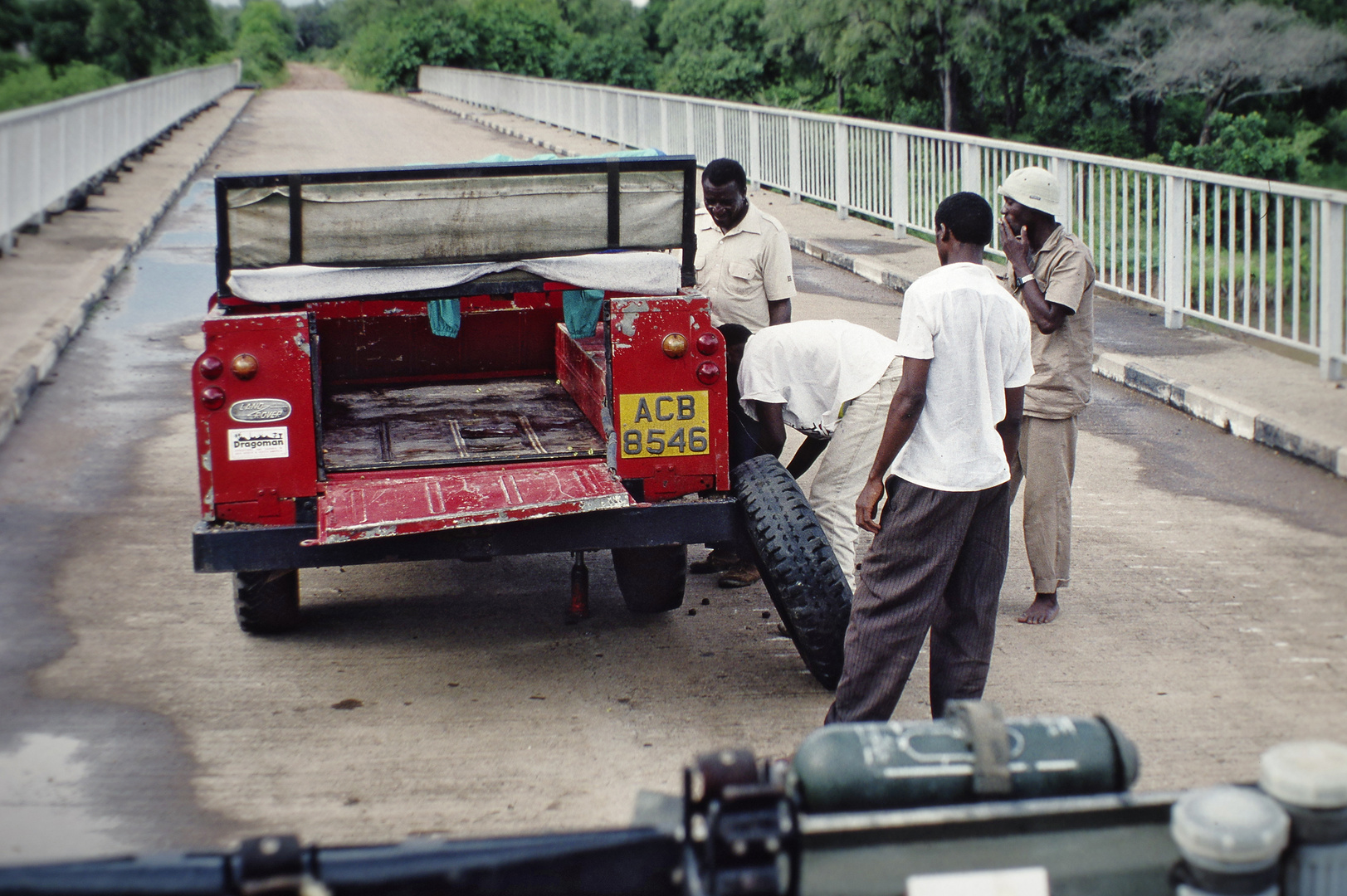 Kodachrome Dia von 1995 Nairobi Windhoek auf dem Landweg. Alter LANDY