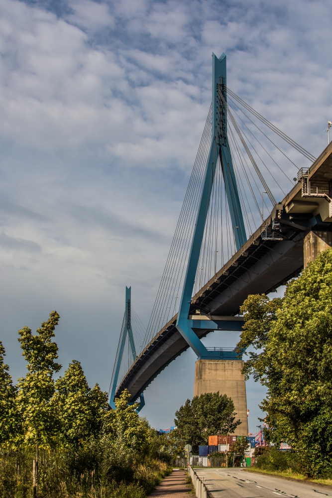 Köhlbrandbrücke