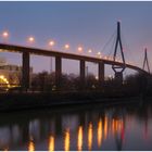 Köhlbrandbrücke am Abend