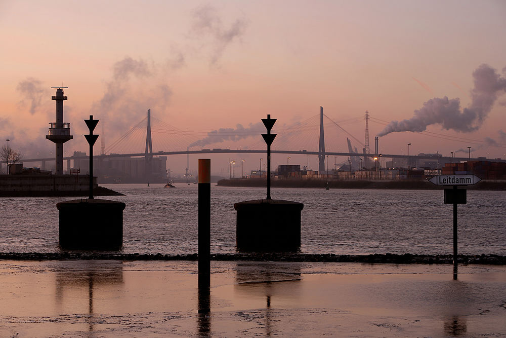 Köhlbrandbrücke bei minus 11 Grad