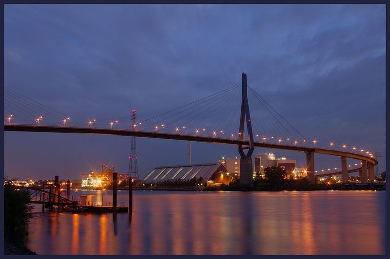 Köhlbrandbrücke bei Nacht 2