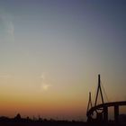Köhlbrandbrücke bei Sonnenaufgang