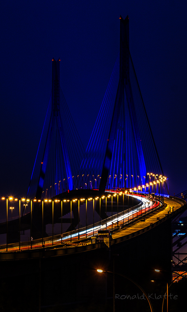 Köhlbrandbrücke Cruise Days