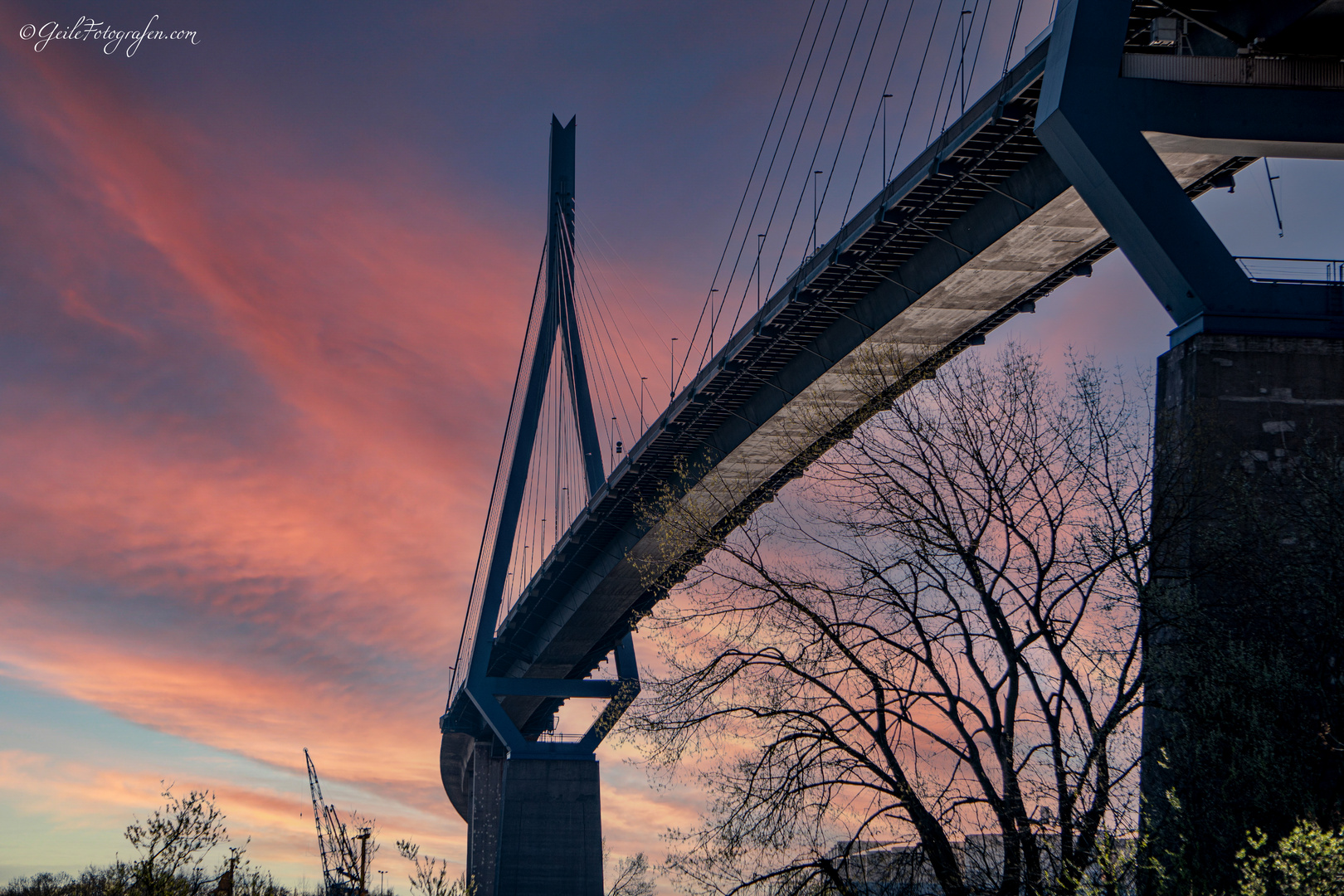 Köhlbrandbrücke