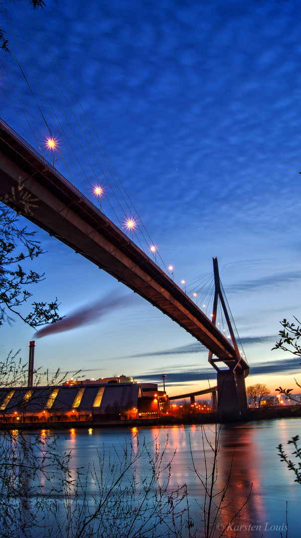 Köhlbrandbrücke Hamburg in HDR