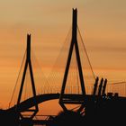 Köhlbrandbrücke in der Abendsonne