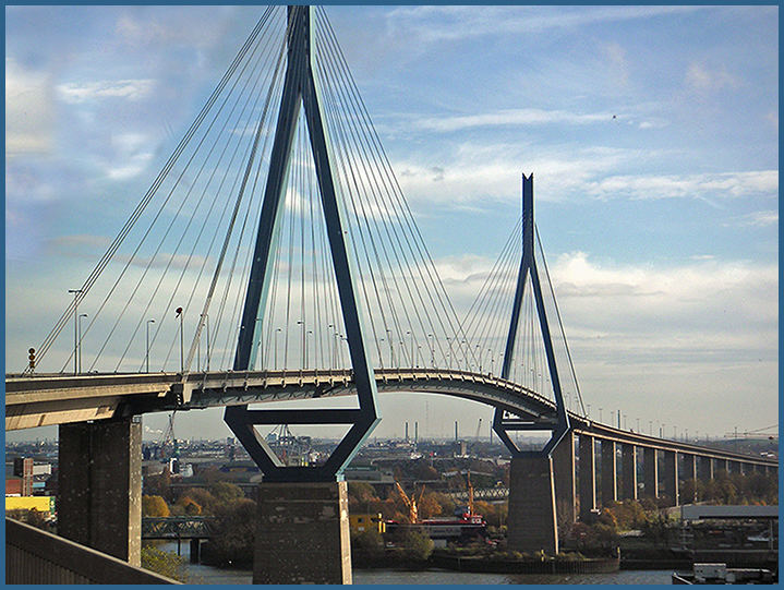 Köhlbrandbrücke in Hamburg