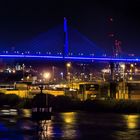 Köhlbrandbrücke macht blau