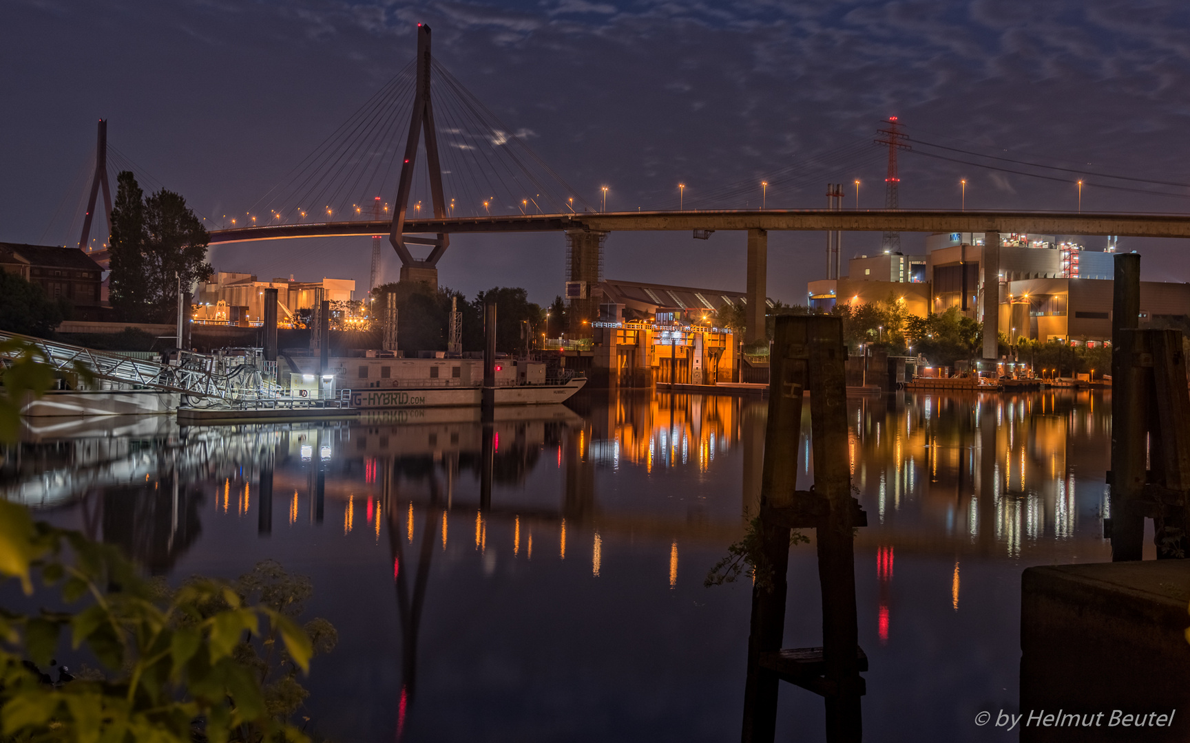 Köhlbrandbrücke @ night