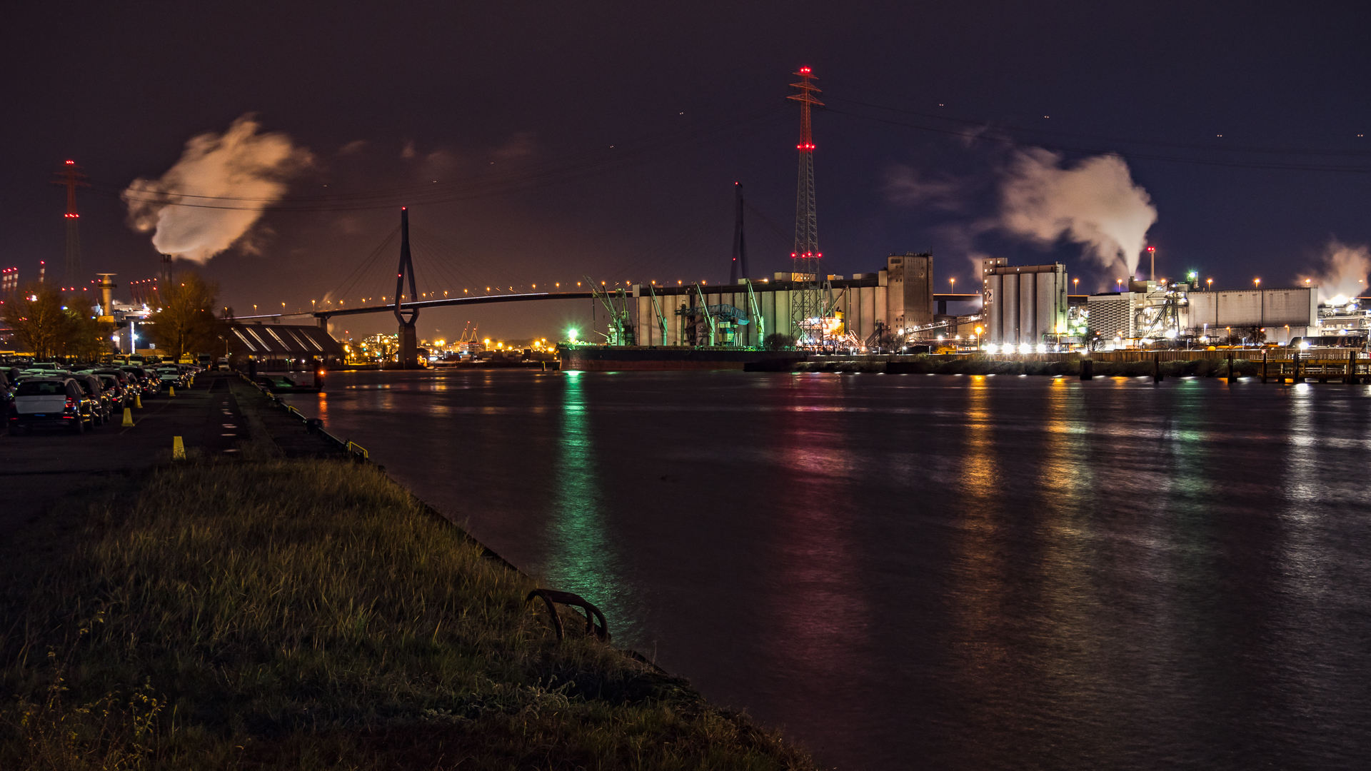 Köhlbrandbrücke und Oelmühle