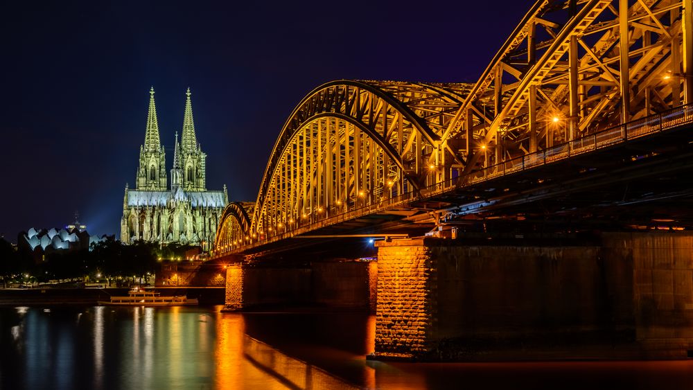 *Köln