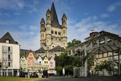 Köln Altstadt im Martinswinkel - Rheinpromenade -